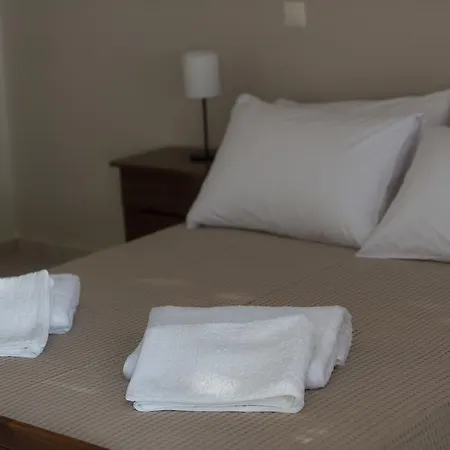 Nikolatos Apartmán *